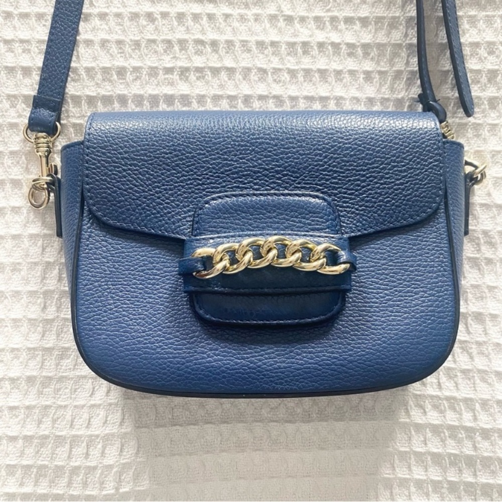 Persaman New York blue leather bag with gold chain detail strap